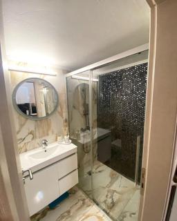 Hidden Gem Luxury Apartment - Atene - 4