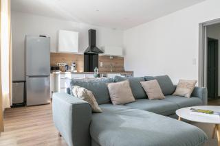 Appartement face aux thermes de vals WIFI-Parking gratuit - 2