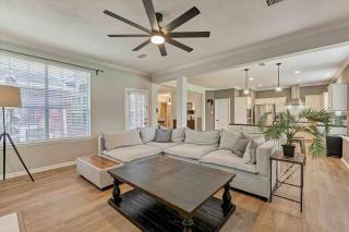Woodlands Grand 3BR Cozy House - The Woodlands - 5