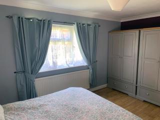 1 Bedroom Apartment Central Basingstoke - Basingstoke - 2