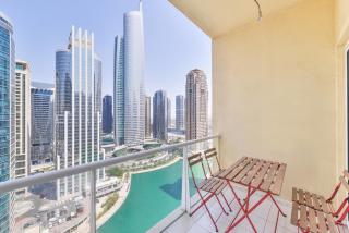 Oasis in Dubai. - Dubai - 3