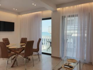Eantos Studios and Suites - Peraia - 3