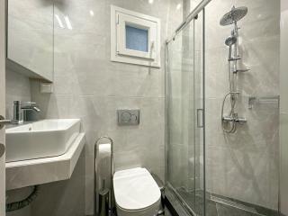 Cozy apartment with balcony - 2