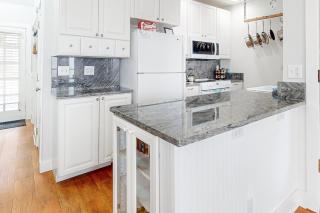 Berni's Ocean View Castle - The Crow's Nest - 7