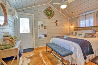 Creekside Cabins - The Texan - Wimberley - 8