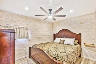 Blue Jay Getaway - 7