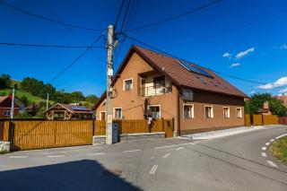 Erőss Kulcsosház - Lăzarea - 3