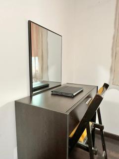 Sunny & Cozy Apartment for 4 Guests & Free Parking - 2