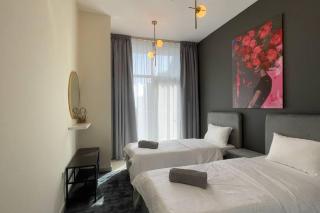 Premium location, cozy apartment - Dubai - 1