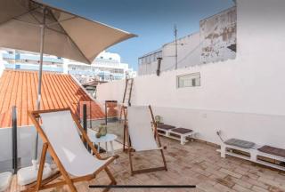 Traditional townhouse with private patio and pool - Portimão - 6