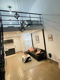 Leos Dream Apartment - Drama - 8