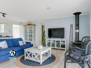 Hamptons Style Beachside Retreat with Ocean Views! - 8