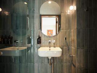Oxford House - Sydney - 4