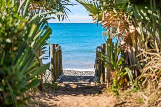 Shell Cove Beach house - Kororo Basin - 0