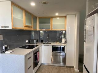Alex Heads Beachfront Resort 2 bedroom apartment - Alexandra Headland - 3