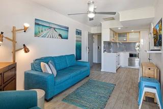 Alex Heads Beachfront Resort 2 bedroom apartment - Alexandra Headland - 2