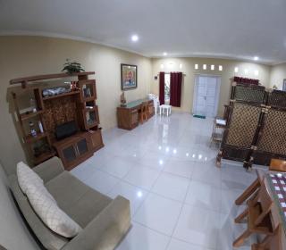 Terban Garden Homestay Jogja - Jetis - 8