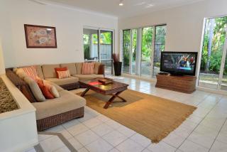 Coral Drive Retreat - Port Douglas - 4