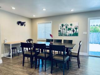 Spacious 3B2B Home Prime Location - Newark - 6