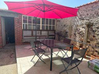 Central village house in Bussiere Poitevine - 1