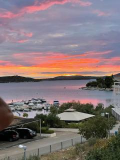 Wohnung mit Meerblick, am Strand - Šibenik - 9