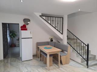 Mareto House - Turda - 1