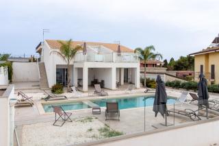 The Onames Inn colors - 4