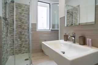 The Onames Inn colors - Reitani - 2
