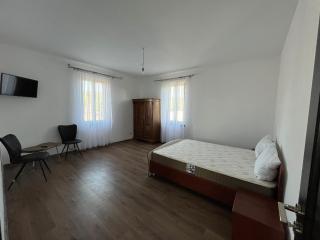 Pensiunea La Conac - Bîrlad - 4