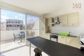 BBQ area, 2BR penthouse with large spaces & WIFI by 360 Estates - Il-Gżira - 3