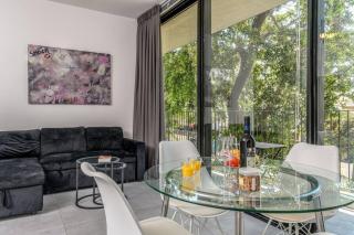 New Design 1BR by Beach in New Building - 4 people - Tel Aviv - 4