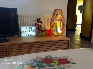 Janitor's Lodge - Ticehurst - 8