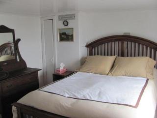 Wolf Cove Retreat House - 9