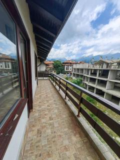 Cosy Mountain View Apartment - 200mbps Wi-fi - Bansko - 0