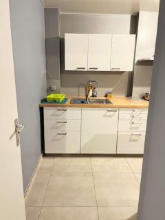 Superbe appartement aéroport et gare Charleroi - 1