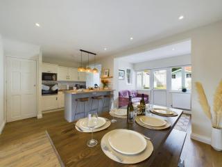 Stones Throw - stunning house, mins from beach and dogs welcome - 3