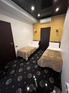 HOTEL NEW ROYAL - Tbilisi - 9