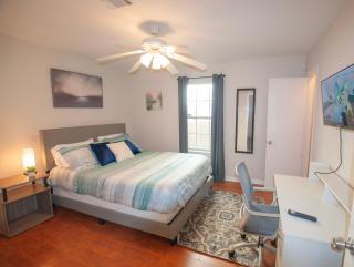 Cozy 3 Bed With Gated Parking Near Nrg & Tmc - 8