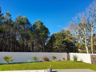 Chambre au calme océan lac foret avec piscine au sel et spa - 9