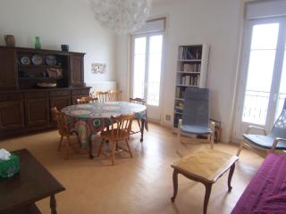 Appartement T4 face mer, proche commerces, 2 balcons, cuisine équipée, 2ème étage sans ascenseur - FR-1-197-271 - Les Sables-dʼOlonne - 8