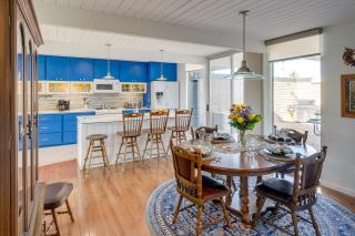 Home with Views and Fire Pit, 10 Mi to Aztec Ruins! - Farmington - 2