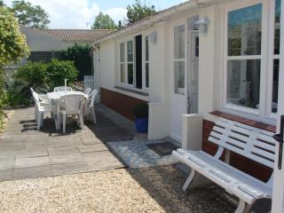 Maison familiale à 100m de la plage avec jardin clos et parking, pour 6 personnes - FR-1-535-11 - Châtelaillon-Plage - 0
