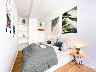 Freundliche Ferienwohnung mit Regendusche, Küche, Waschmaschine&Trockner, TV, WLAN - 8