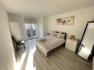 Liverpool City Stays - Bold Street - 2