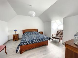 Maison rénovée proche mer 7 pers., jardin, wifi et ping-pong, 3 chambres, 2 salles d'eau - FR-1-361-426 - Carolles - 2