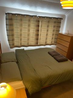 Lovely 4 bed house with patio & bbq - 1