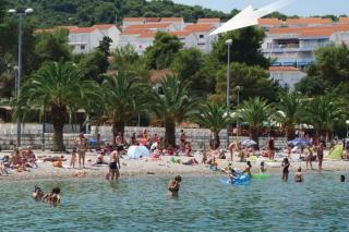 Attico "NIDO" a 50m dal mare con terrazzo grande - un'oasi di pace e bellezza - Nečujam - 9