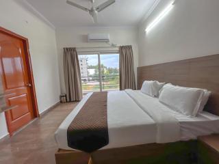 Hotel Elite by Agira- Spacious Apartments with Balcony - Yelahanka - 5