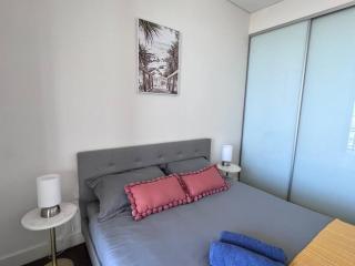 Your Luxury Weekend Getaway in Wentworth Point - 2