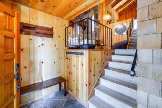 5 Mi to Donner Lake Cabin with Deck and Pool Access! - Truckee - 7